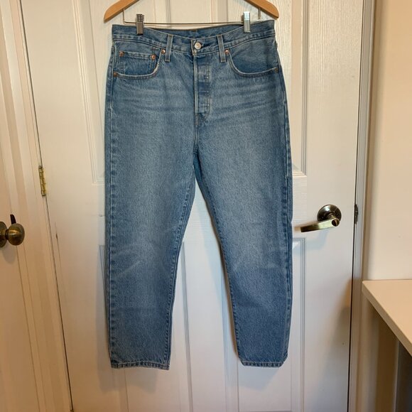 Levi's 501 Straight Ankle Jeans - Size 30 - Picture 12 of 12